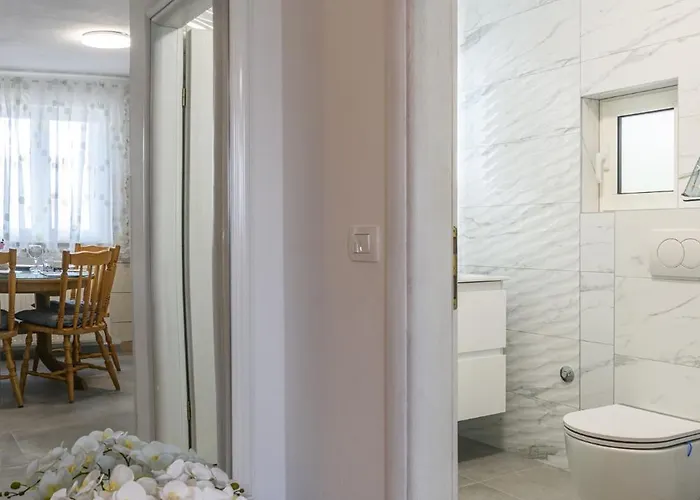 Appartamento Karic *